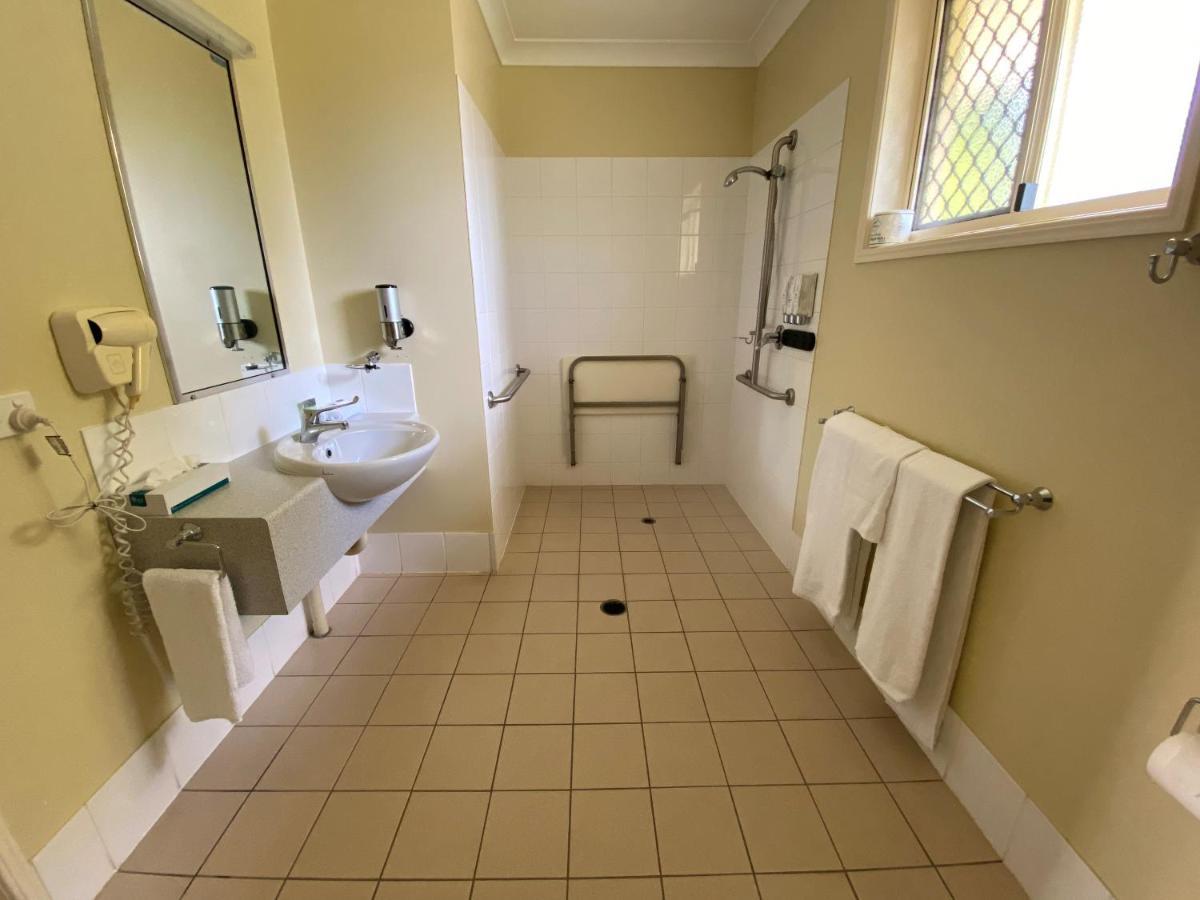 Country Roads Motor Inn Gayndah Dış mekan fotoğraf